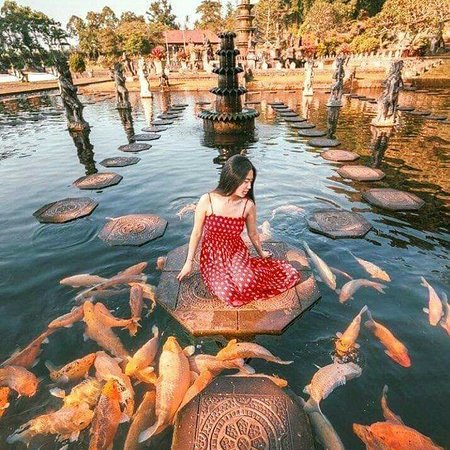 tirta-gangga-adalah-tempat